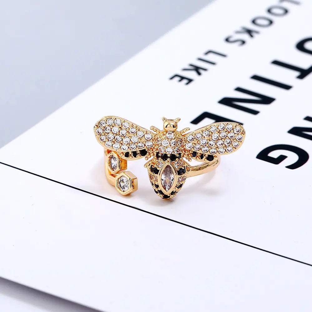 Korean Minimalist Fashion Bee Ring with Full Rhinestones